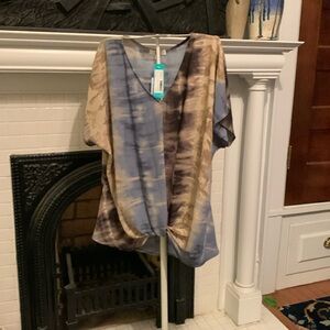 Beacon Apparel Allura knot detail‎ blouse. NWT. Retail 49